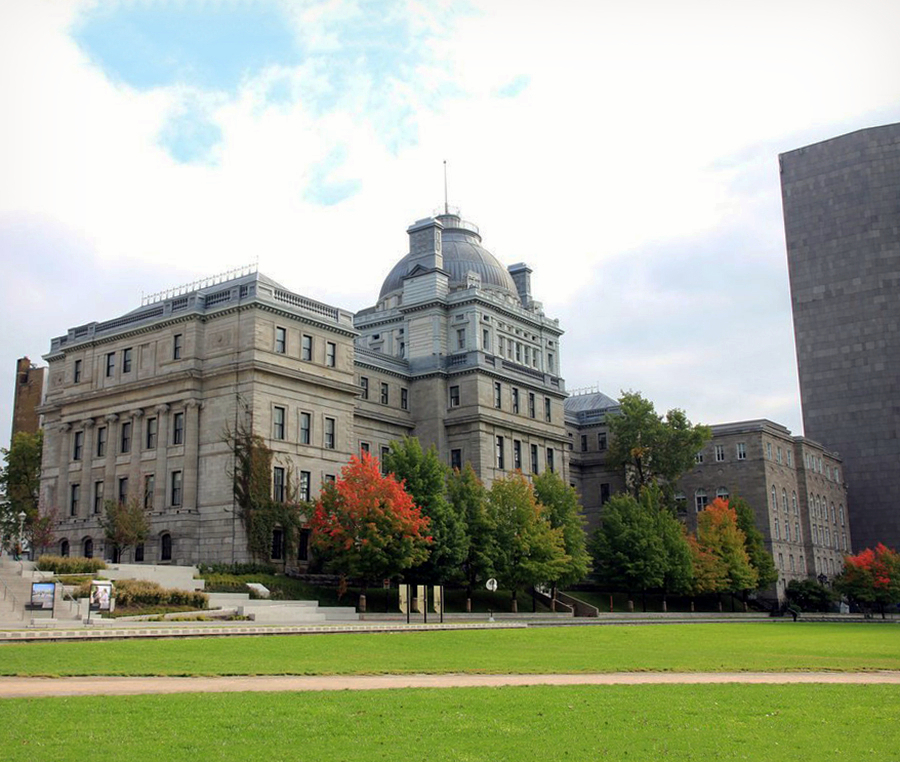 ../Images/CHEN,CHUN-HUNG.Canada.Old Montreal (23).jpg